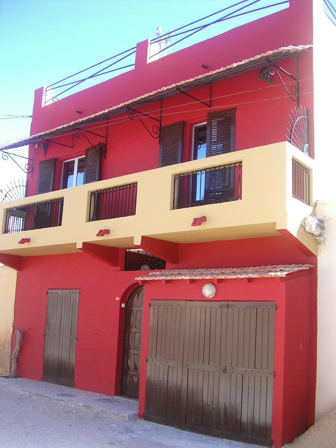 Chez Titi Hotel Saint-Louis Kültér fotó